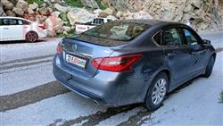 نيسان ألتيما